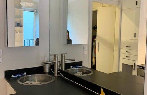 Porte-Dauphine Resort | Private room ∙ 1 bedroom ∙ 1 guest