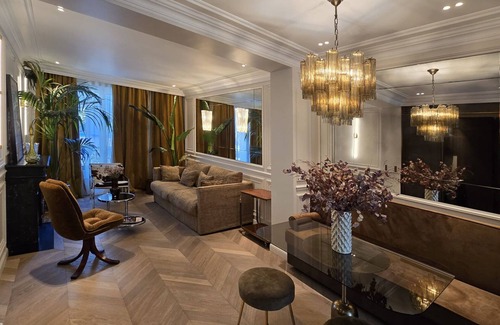 Montmartre Apartment | Refined Appartment in Montmartre
