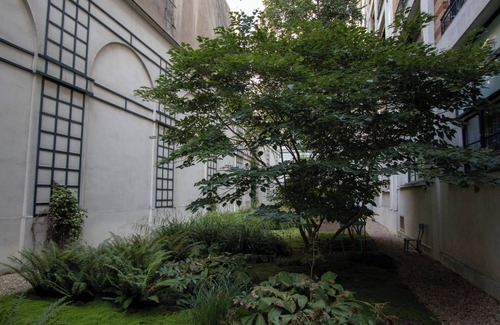 6th Arrondissement Apartment | SAINT GERMAIN STUDIO DELUXE APARTMENT WITH AIRCON