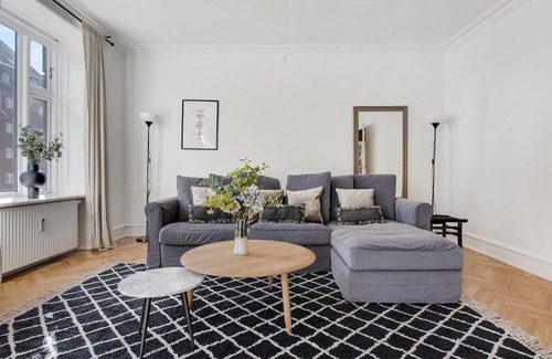Copenhagen K Apartment | Sanders Frontier - Pleasant Three-Bedroom Apartment Near Royal Palace