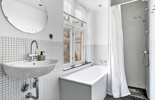 Nyhavn - Amalienborg Apartment | Sanders Stage - Charming 3-Bdr. Apt. Near Nyhavn