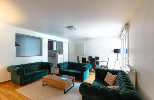 Porte-Dauphine Apartment | Spacious Apartment - Trocadéro