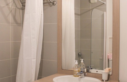 Gentilly Apartment | Spacious apartment with panoramic view