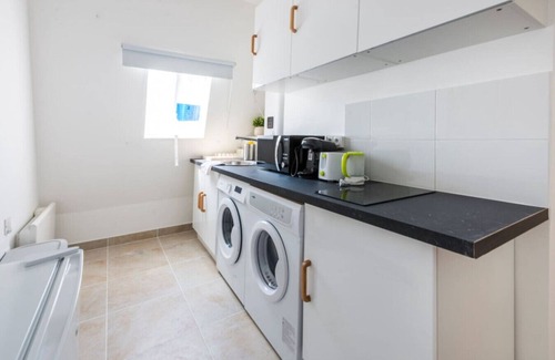 Porte-Saint-Martin Apartment | #Studio 2pers # Paris 10# Modern