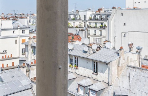 Porte-Saint-Martin Apartment | #Studio 2pers # Paris 10# Modern