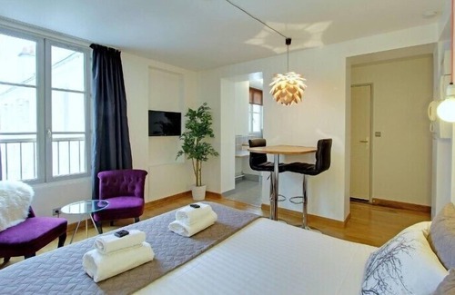 Jardin des plantes Apartment | Studio de luxe located on the left bank of the Seine