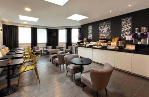 Arsenal Apartment | Studio Located Between Bastille Marais With Aircon