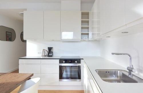 Copenhagen City Centre Apartment | Stylish 2BR w Private Balcony in CPH City Centre