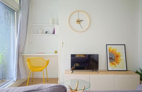 Saint-Lambert Apartment | Super Chic Apt In Paris