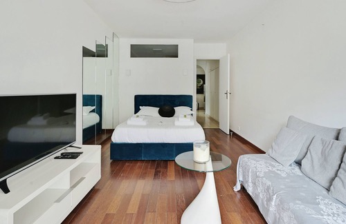 Quartier de la Plaine-de-Monceaux Apartment | Superb apartment- 2P Ternes / Av Wagam - BAIL MOBILITE