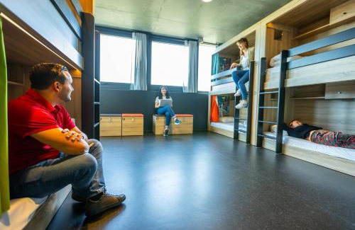Arsenal Hostel | The People - Paris Marais
