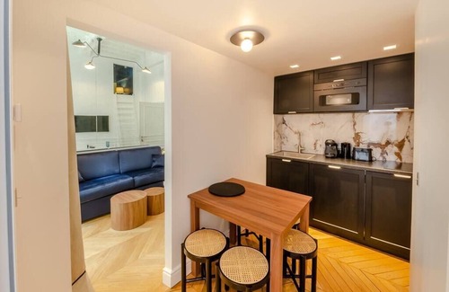 Faubourg Saint-Germain Apartment | Tour Eiffel/Invalides - Luxury apartment n°5