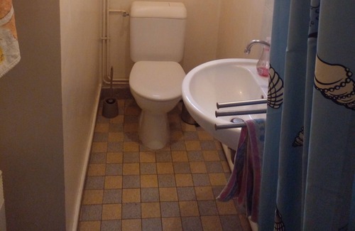 Chatillon Apartment | un Grand Appartement Avec un Sejour et une Chambre Cuisine et wc Tout Equipe