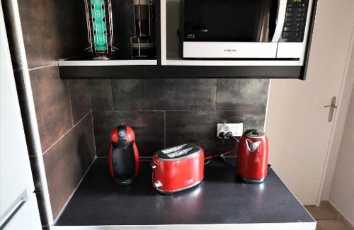Aubervilliers Apartment | Urban Garden - 1 chambre - Paris Stade de France - Parking & Terrasse