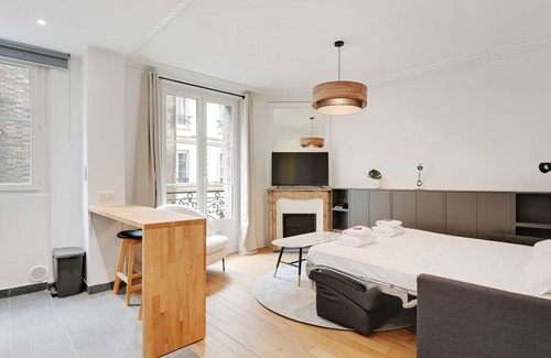 Batignolles Apartment | Very nice studio for 2 people / Batignolles - Nollet / Mobility lease