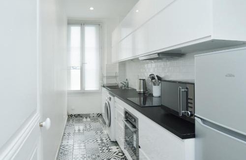 Batignolles Apartment | -Votre nid familial parisien - Batignolles