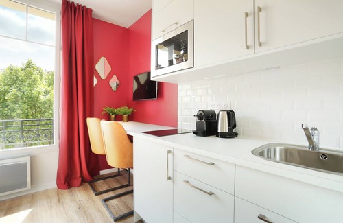 Grenelle Apartment | YAYS Paris Zola by Numa