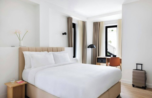 Vanves Hotel | Yvette Hotel Porte de Versailles, Sonder by Marriott Bonvoy