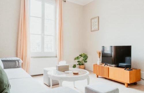 Saint-Martin-du-Littoral Apartment | À 2 Pas de la Plage Cosy et Super Équipé