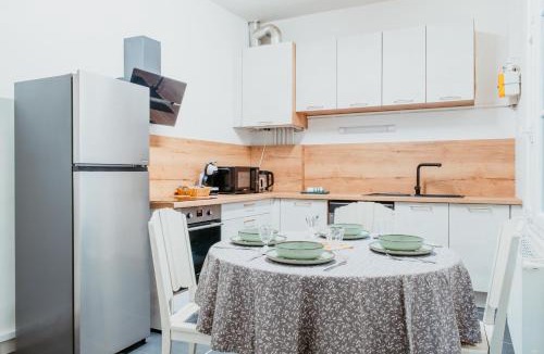 Saint-Martin-du-Littoral Apartment | À 2 Pas de la Plage Cosy et Super Équipé