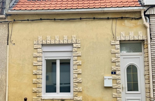 Petit-Fort-Philippe Apartment | À 200 m de la Plage, Central, bel Appartement 3 Pièces Dans Maison Classée