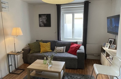Petit-Fort-Philippe Apartment | À 200 m de la Plage, Central, bel Appartement 3 Pièces Dans Maison Classée