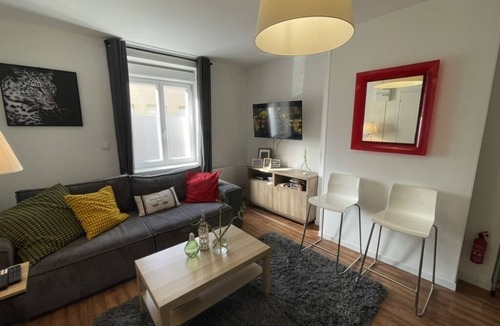 Petit-Fort-Philippe Apartment | À 200 m de la Plage, Central, bel Appartement 3 Pièces Dans Maison Classée