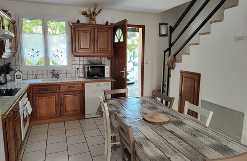 Biscarrosse Villa | À 300m du lac : "LA Tourniére" Climatisation. 3 Chambres. 2 Sdb
