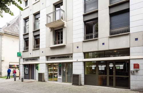 Bagneres-de-Luchon Condo | À 500m des Thermes ! Appart cosy pour 4 + Wi-Fi