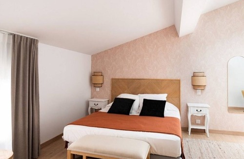 Cerbere Hotel | À 50m de la plage ! Chambre moderne + piscine