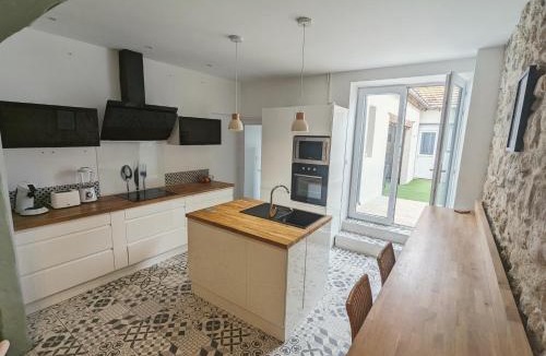Sigean House | à 5mn de la réserve Africaine, charmante maison de village avec patio
