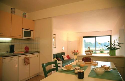 Saint-Cyprien Plage Condo | À 900m de la plage | Au cœur du golf + piscine