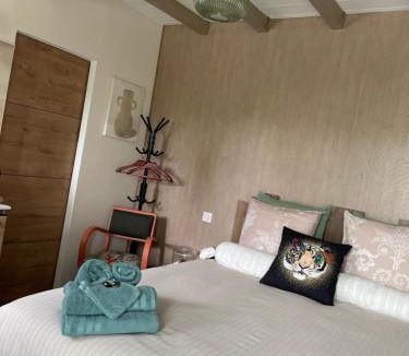 Moissac Bed & Breakfast | À l ombre des chênes