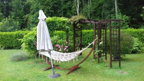 Bois-Jerome-Saint-Ouen Bed & Breakfast | à l'orée du bois