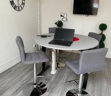 Villeboeuf - Fauriel - Vivaraize House | À la maison