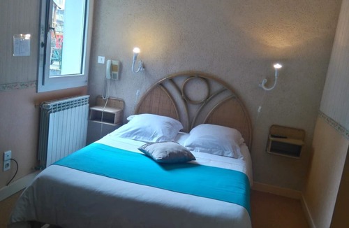 La Souterraine Hotel | À la Porte Saint Jean