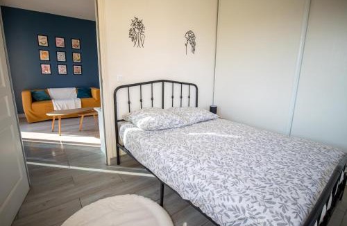 Sartrouville Apartment | À Trois Minutes de la Gare