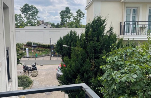 Deuil-la-Barre Apartment | à une Minute du RER ! Appartement Proche de Paris