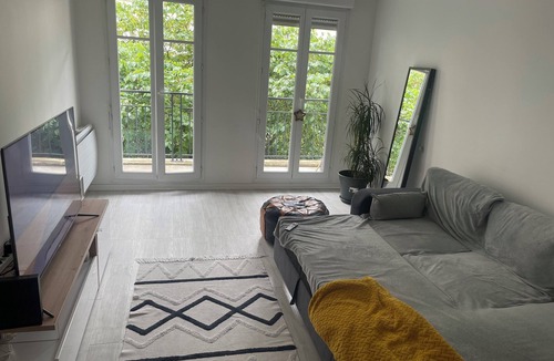 Deuil-la-Barre Apartment | à une Minute du RER ! Appartement Proche de Paris