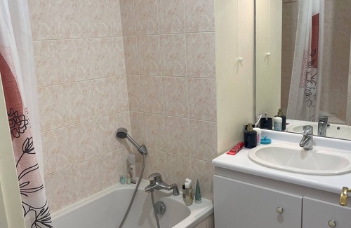 Deuil-la-Barre Apartment | à une Minute du RER ! Appartement Proche de Paris