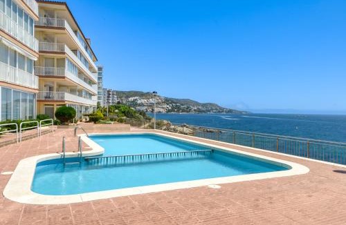 Almadraba-Canyelles Apartment | Ático Crucero Suite VIP