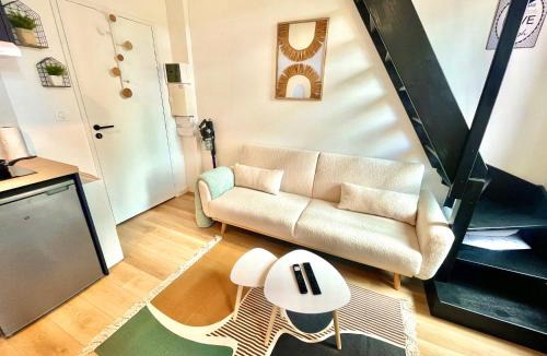 Saint - Michel Apartment | " Échappée St-Michel " Centre Ville - Tout à pied - Wifi