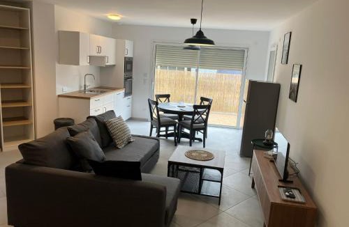 Saint-Nizier-sous-Charlieu House | Échappée Véloire