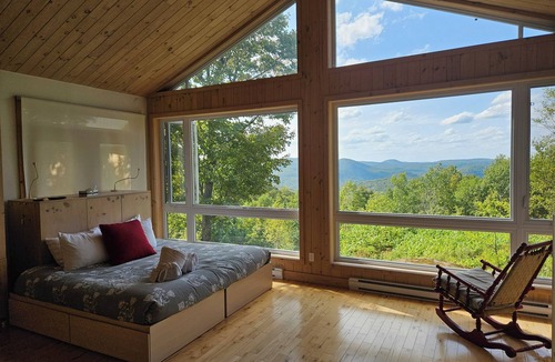 Grenville-sur-la-Rouge Hotel | Éco Spa Highland