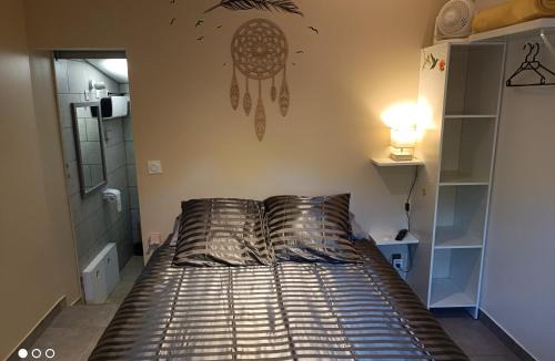 Lunel House | Écoutez les oiseaux Arrivée en autonomie