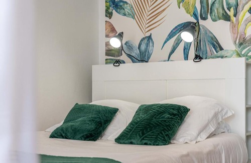 Marmande Apartment | Écrin Émeraude - studio centre Marmande
