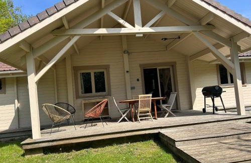 Campagne-les-Guines House | écrin d'éveil