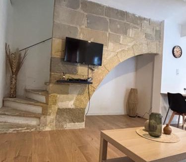 Vergeze Apartment | Écrin paisible