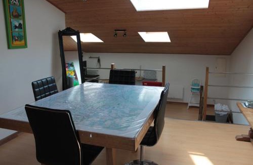 Vrigne-aux-Bois Apartment | écurie de Saint Bale