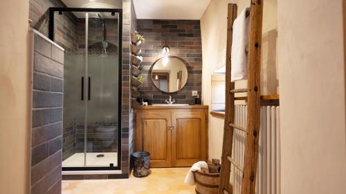 Torchefelon Bed & Breakfast | ÉCURIE DES 2 TOURS